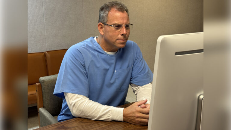17609395_Erik-menendez-hearing-photo.jpg