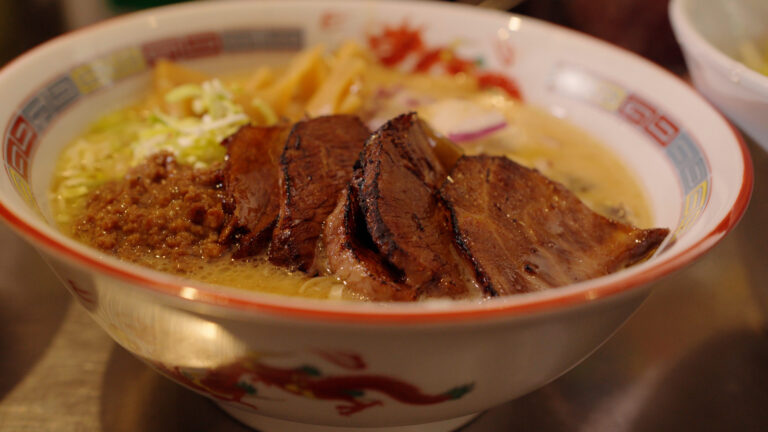 17616665_082225-localish-BSZ8921-MONSTERRAMEN-WLS-vid.jpg