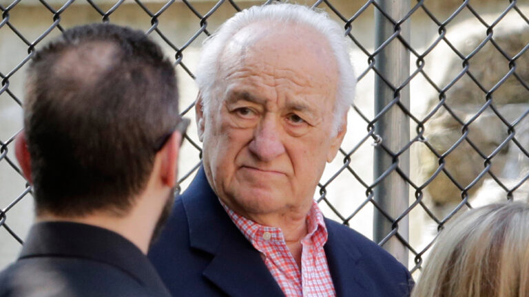17634849_jerry-adler-clean-AP-TN-img.jpg