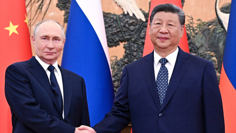 17719323_090225-cc-ap-russia-china-friends-img.jpg
