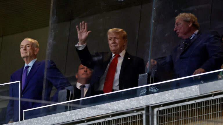 17800780_091225-cc-ap-trump-wave-img.jpg