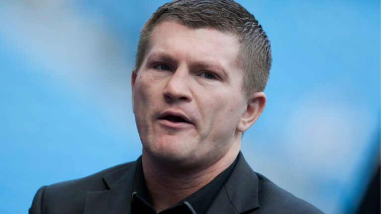 17815921_091425-kabc-ricky-hatton-clean-AP-TN-img.jpg