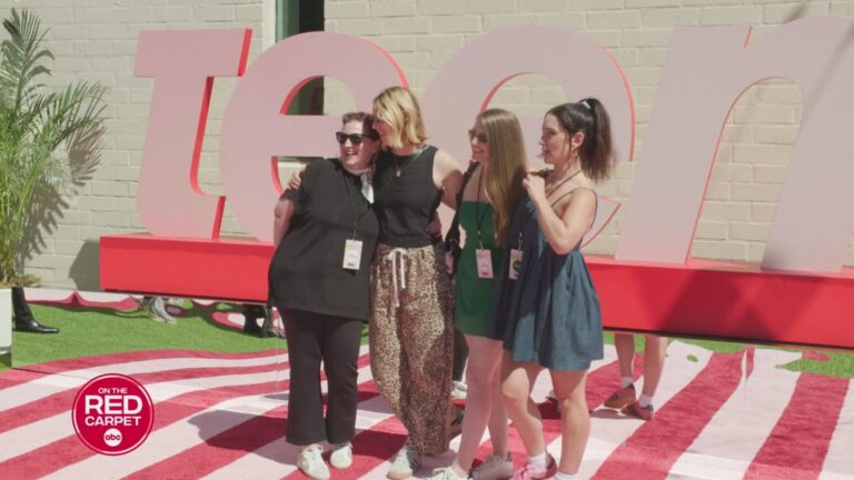 17911538_OTRC-DIGITAL-092825-Teen-Vogue-Summit.jpg