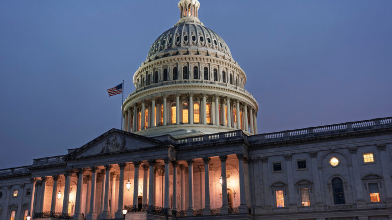17915967_100125-cc-ap-capitol-img.jpg
