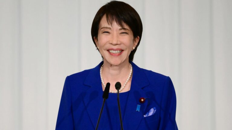 17937903_100425-wabc-japan-female-prime-minister-AP-pic1.jpg
