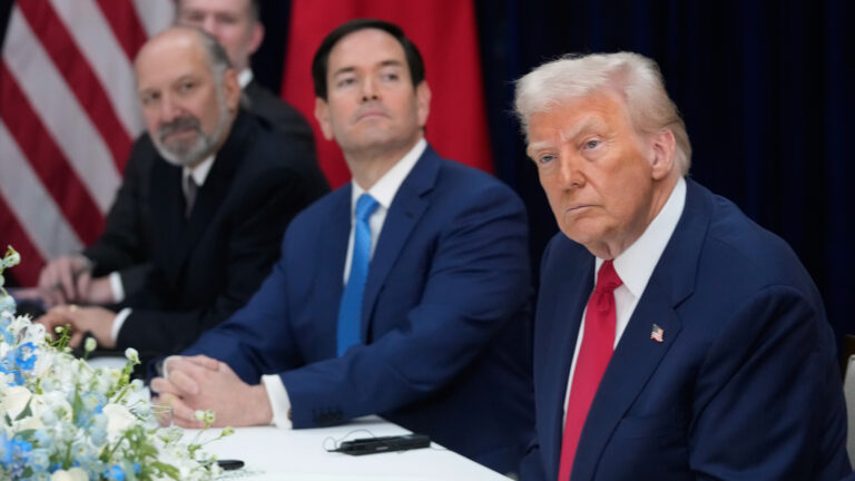 18090354_103025-cc-ap-trump-rubio-img.jpg