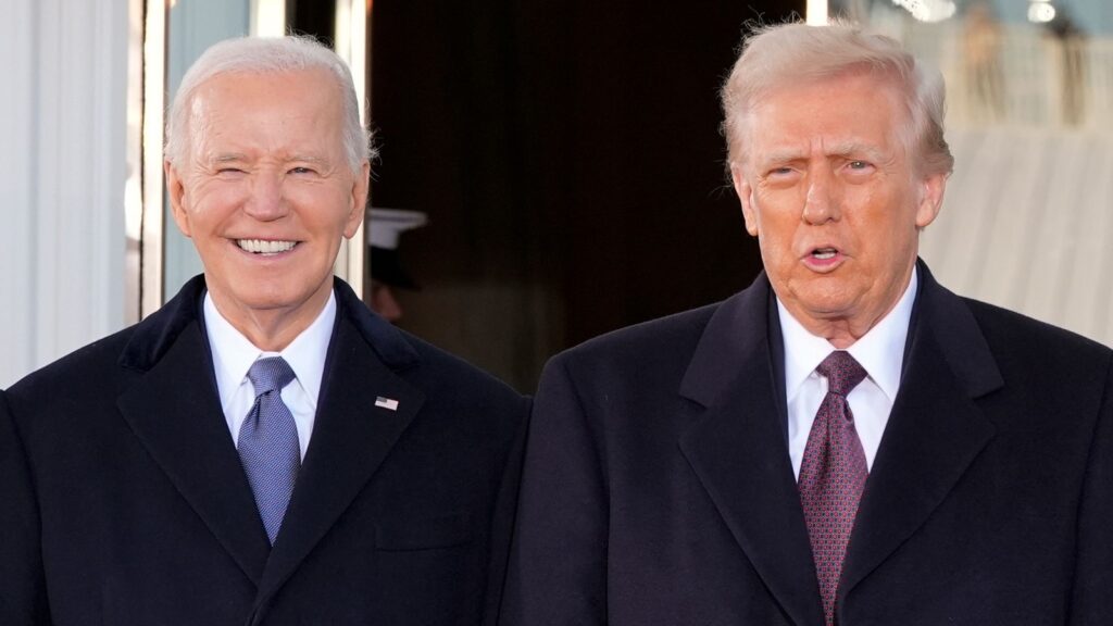 18223082_112825-ap-biden-trump-img.jpg