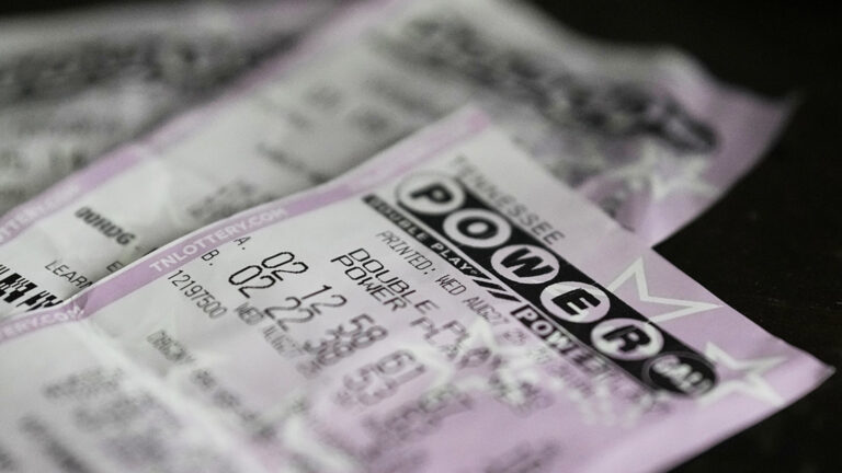 18238071_powerball-img.jpg