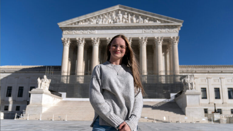18395669_011326-cc-ap-scotus-trans-athletes-img.jpg